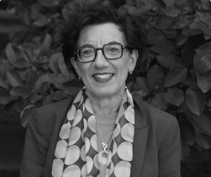 Dr. Irene Curulli